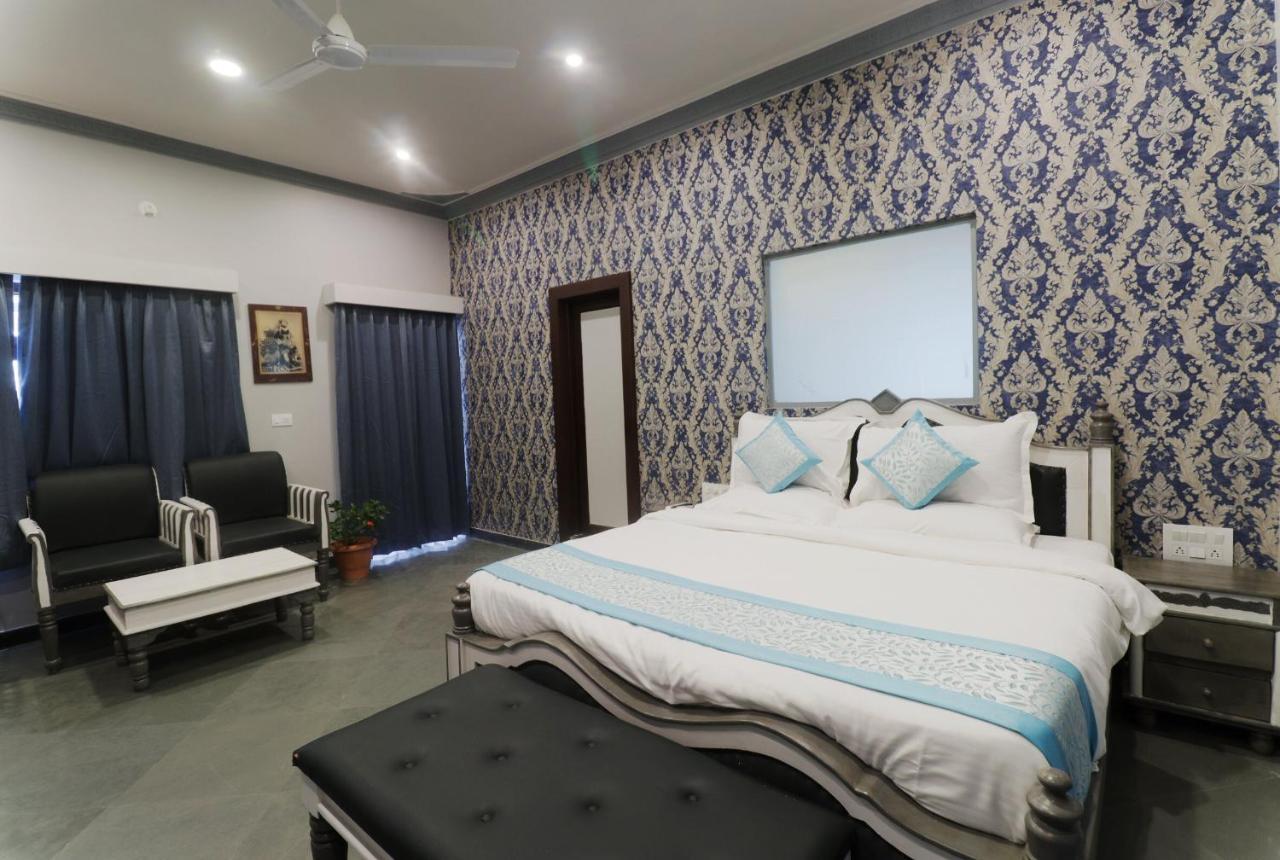 Keshav Resort Udaipur Exteriör bild